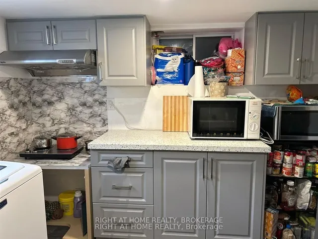 Additional image 5 of 886 West 5th St