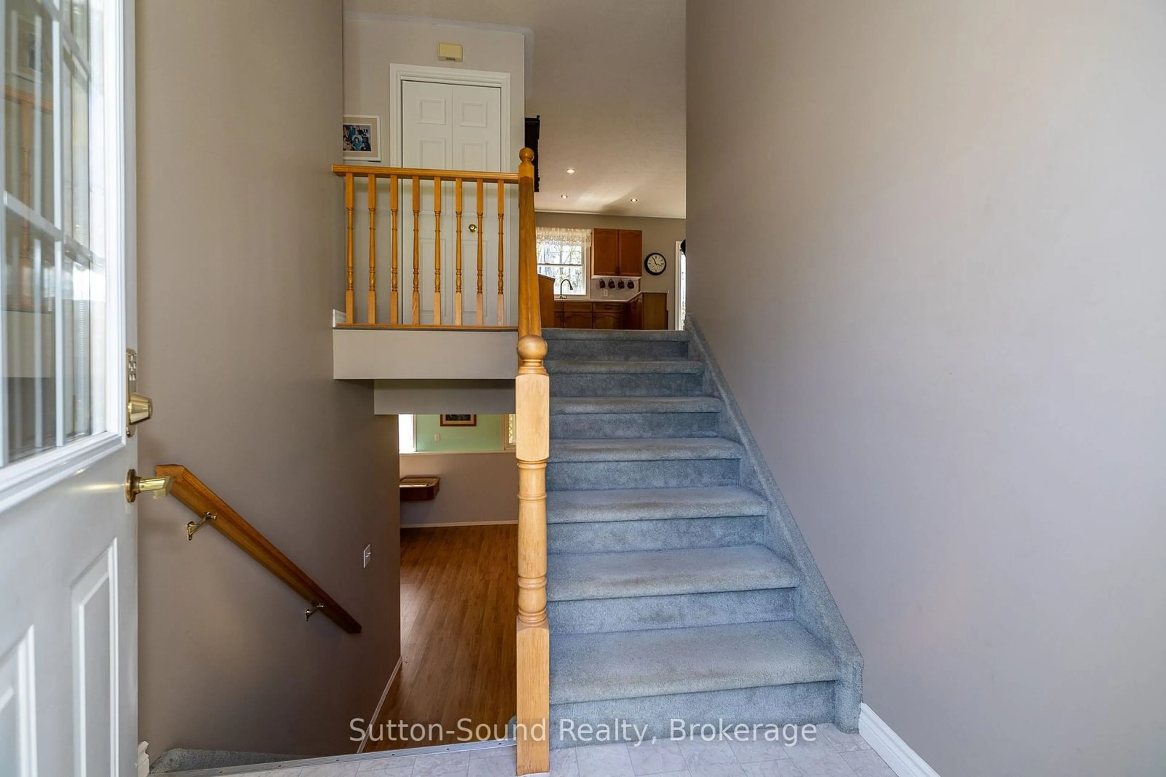 Stairs for 22 AVELE Rd, South Bruce Peninsula Ontario N0H 2T0