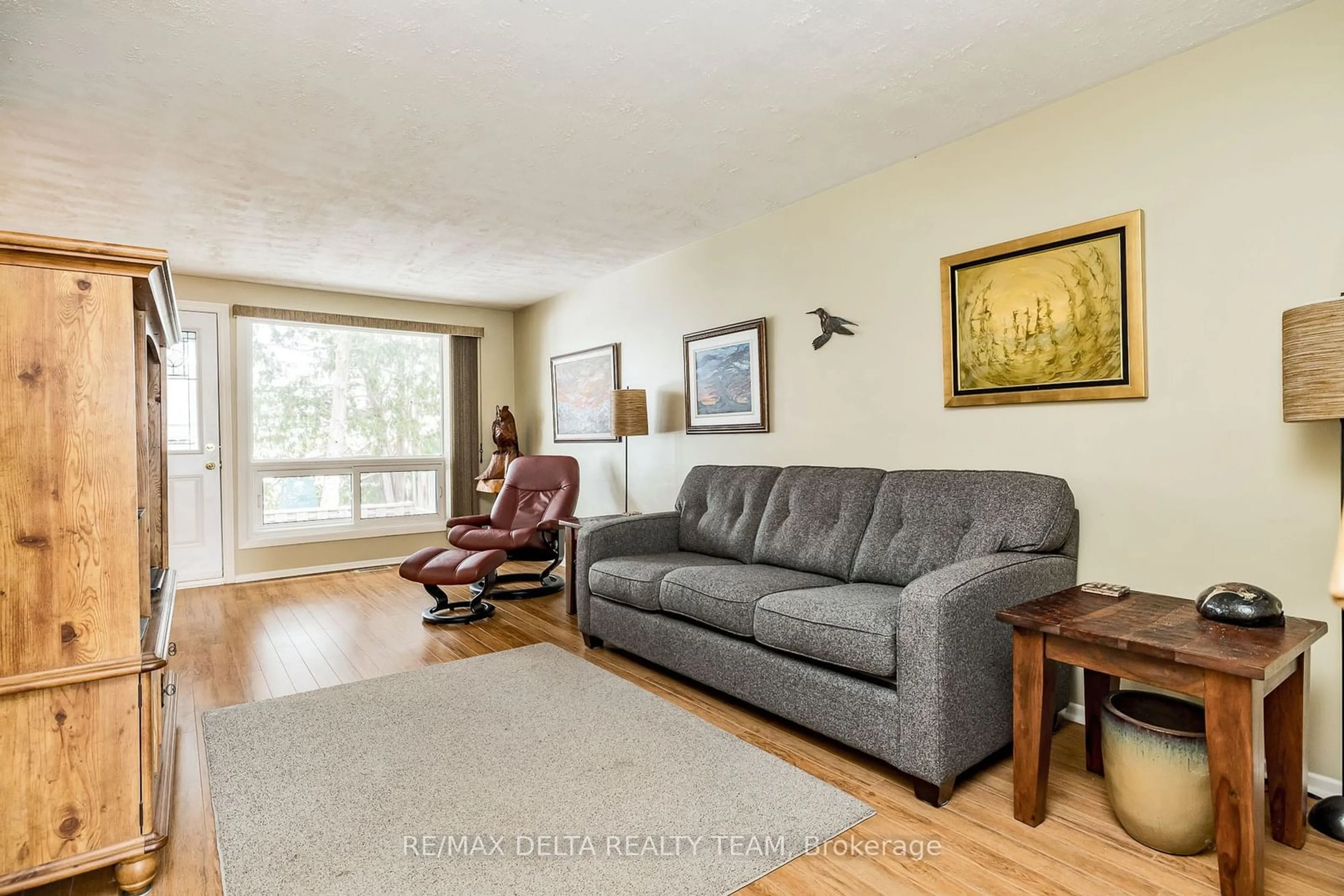 Living room with furniture, unknown for 1558 Lassiter Terr #190, Beacon Hill North - South and Area Ontario K1J 8N4