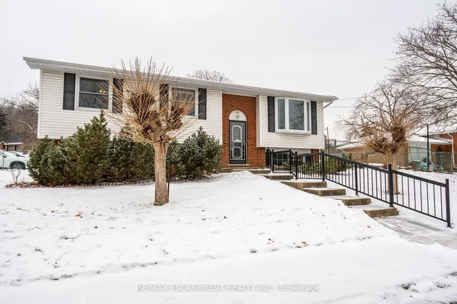 Additional property image - 44 CAPILANO Dr