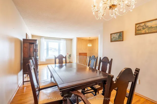 Additional property image - 44 CAPILANO Dr