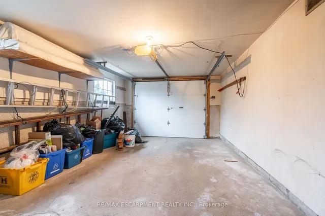 Additional property image - 44 CAPILANO Dr
