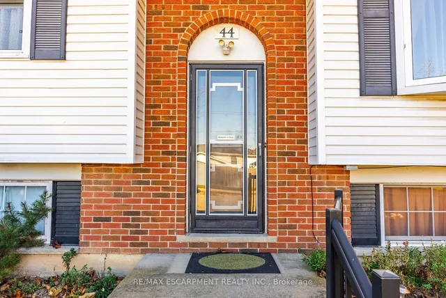 Additional property image - 44 CAPILANO Dr
