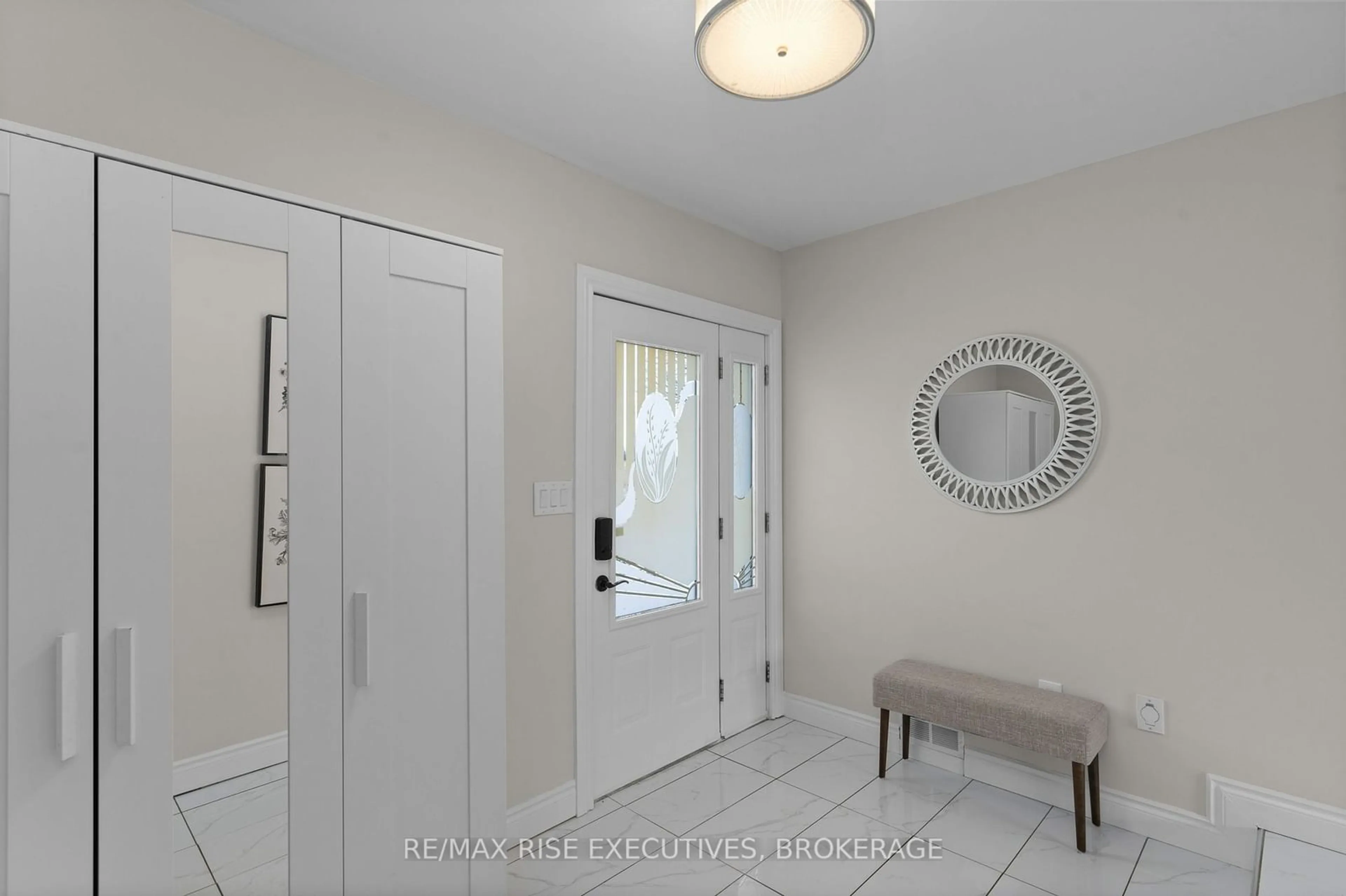 Indoor entryway for 25 Aragon Rd, Kingston Ontario K0H 1S0