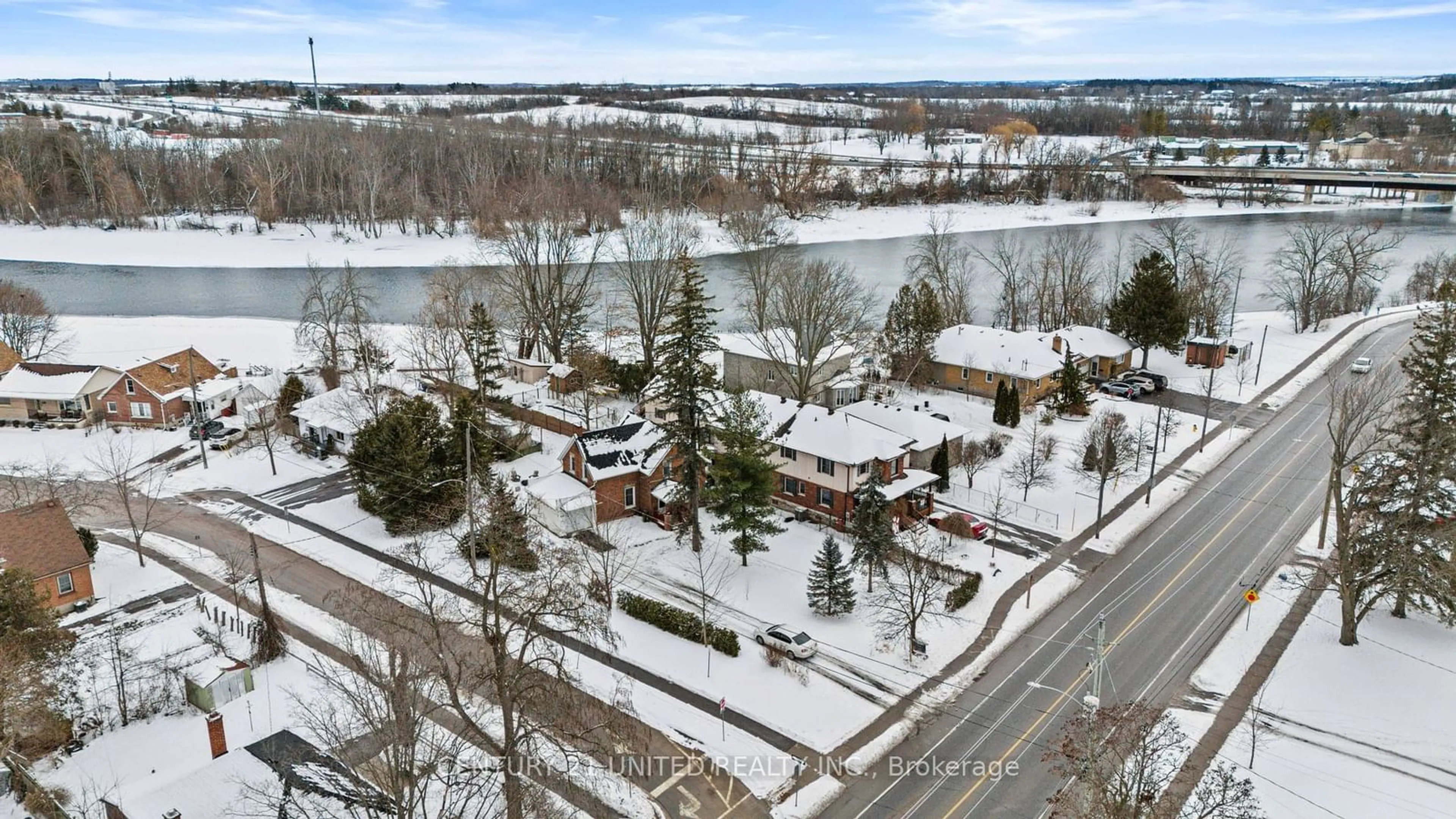 A pic from outside/outdoor area/front of a property/back of a property/a pic from drone, street for 526 Monaghan Rd, Peterborough Ontario K9J 5H5