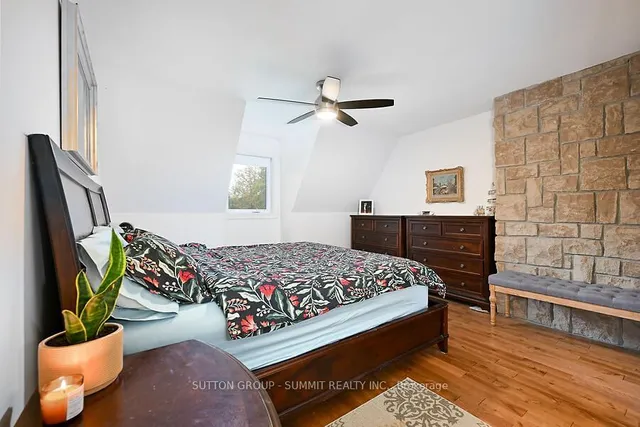 Additional property image - 1229 Valens Rd