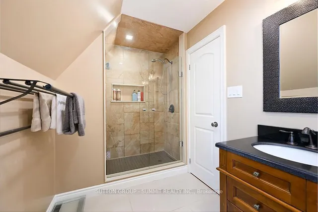 Additional property image - 1229 Valens Rd