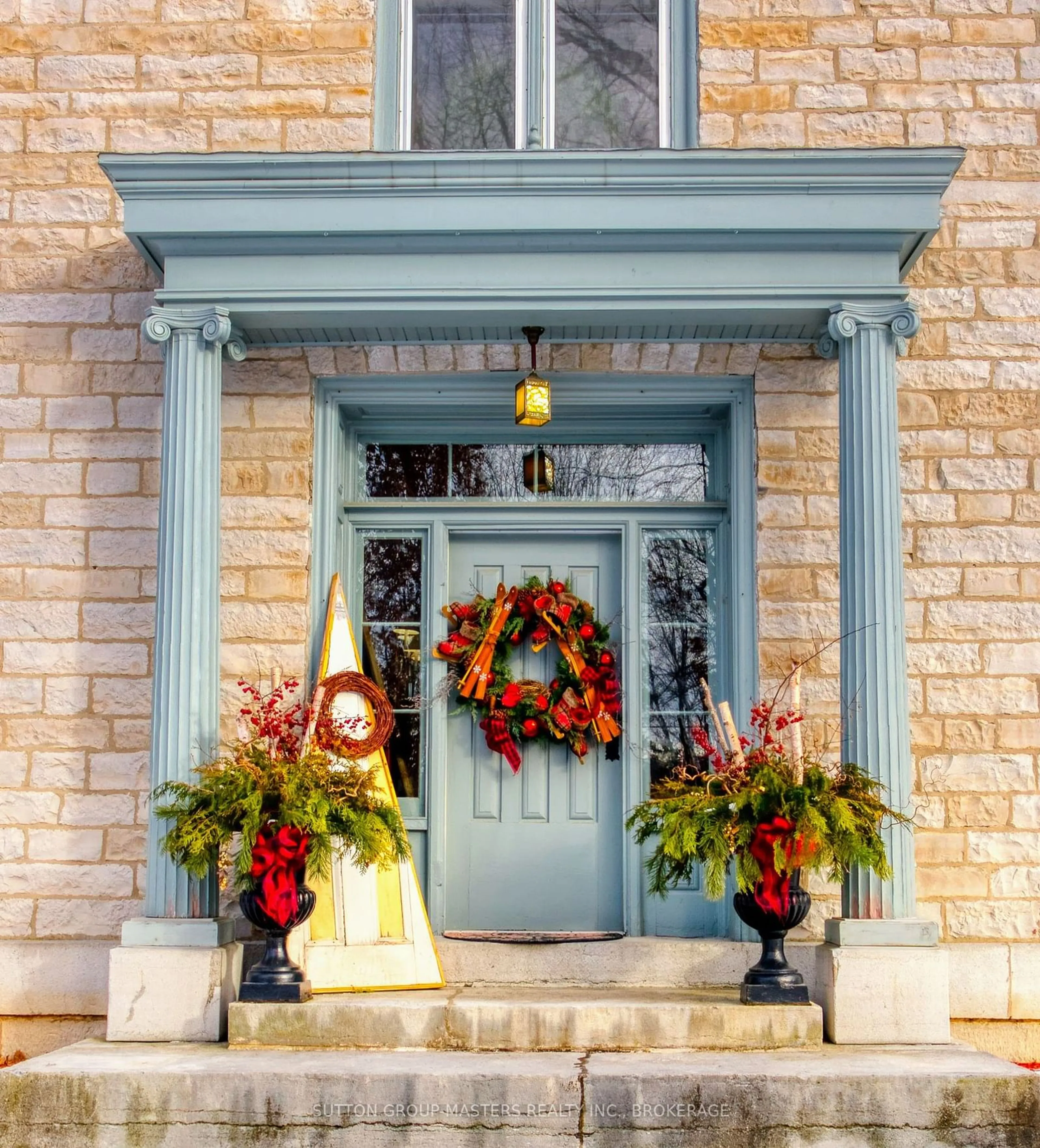 Indoor entryway for 316 Colebrook Rd, Stone Mills Ontario K0K 3N0