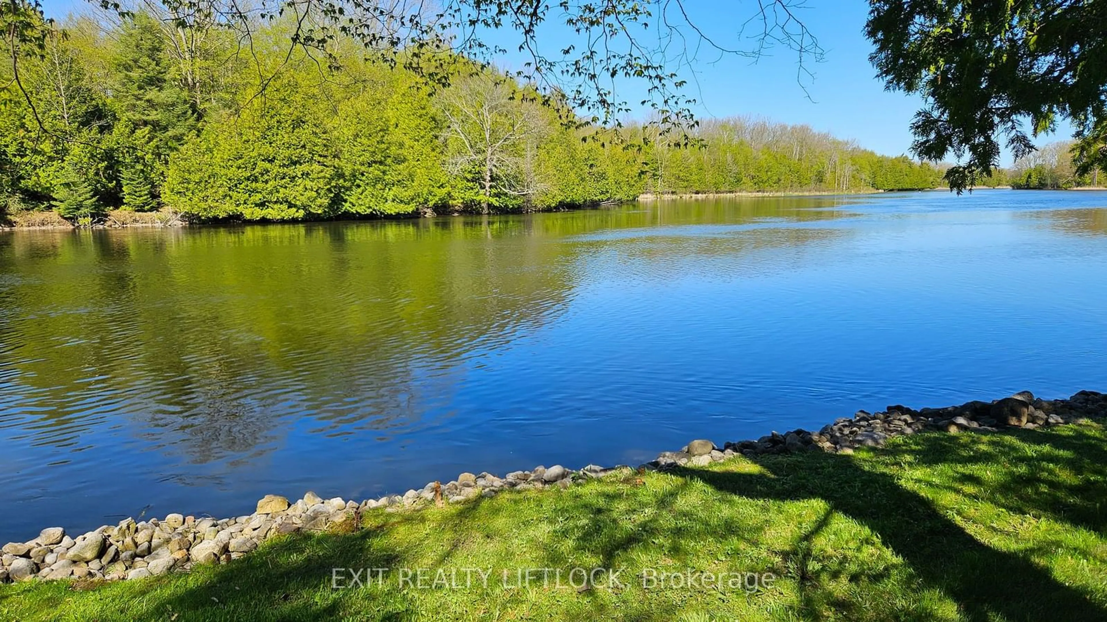 A pic from outside/outdoor area/front of a property/back of a property/a pic from drone, water/lake/river/ocean view for 226 Cedar Shores Dr, Trent Hills Ontario K0L 1Z0