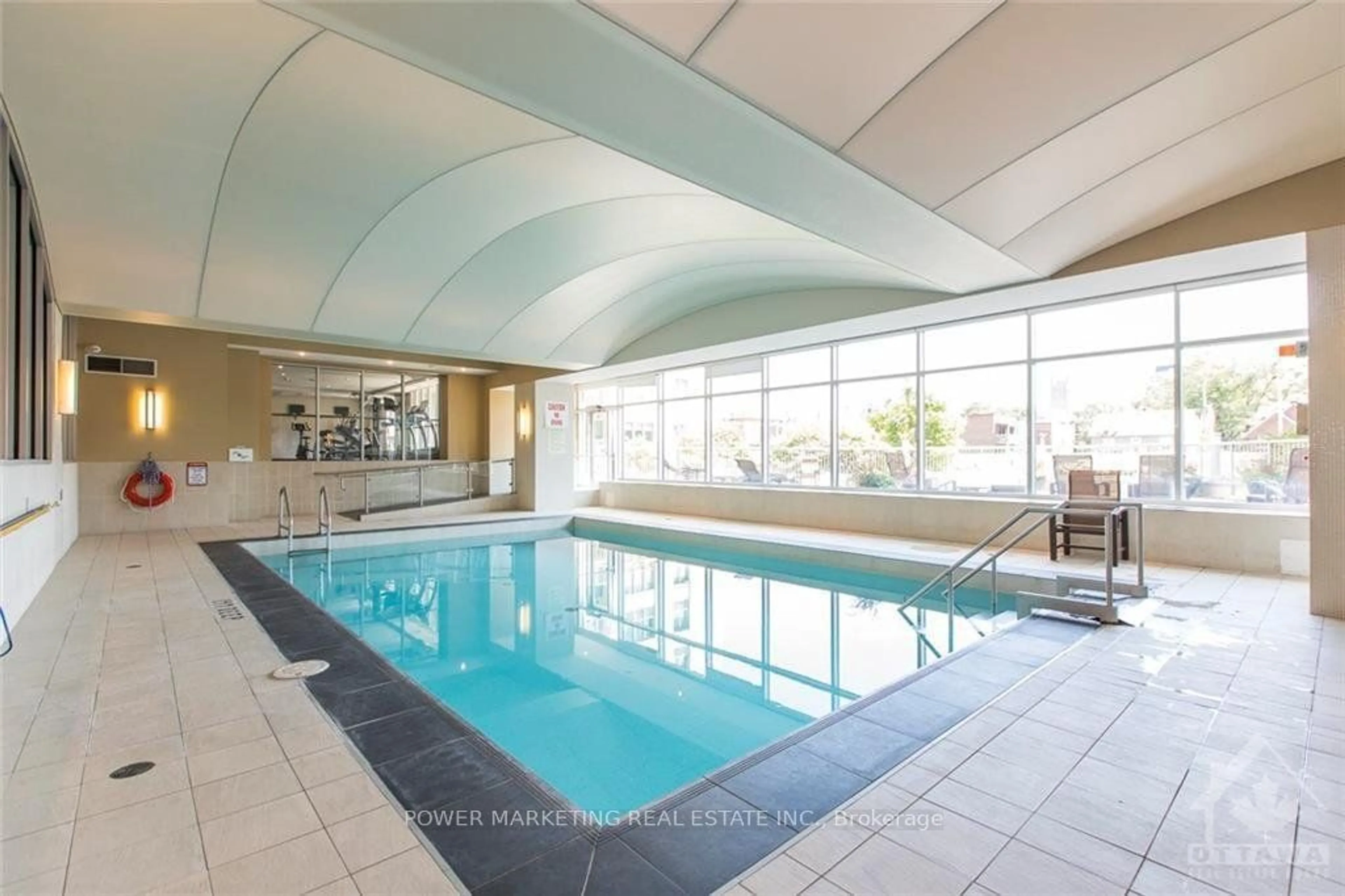 Pool for 200 RIDEAU St #1510, Lower Town - Sandy Hill Ontario K1N 5Y1