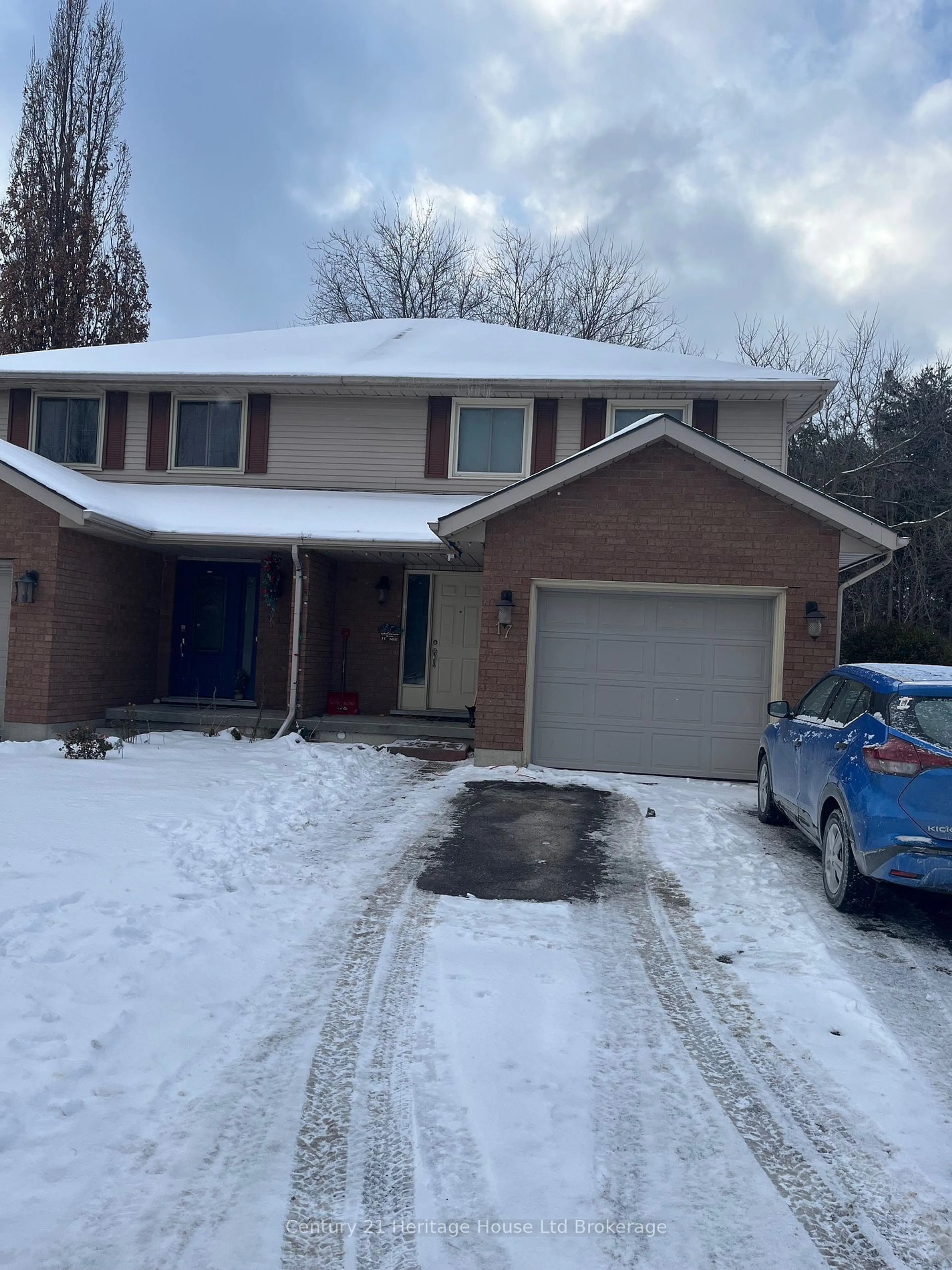 Home with brick exterior material, street for 17 Mohican Dr, Woodstock Ontario N4T 1H4