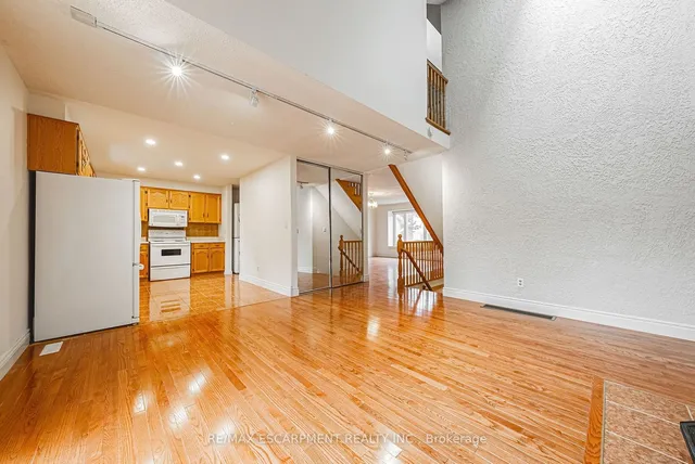 Additional property image - 105 WILSON St Unit 17