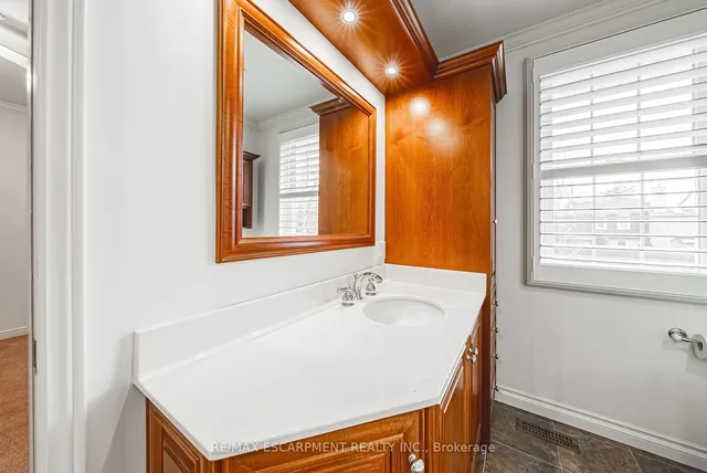Additional property image - 105 WILSON St Unit 17