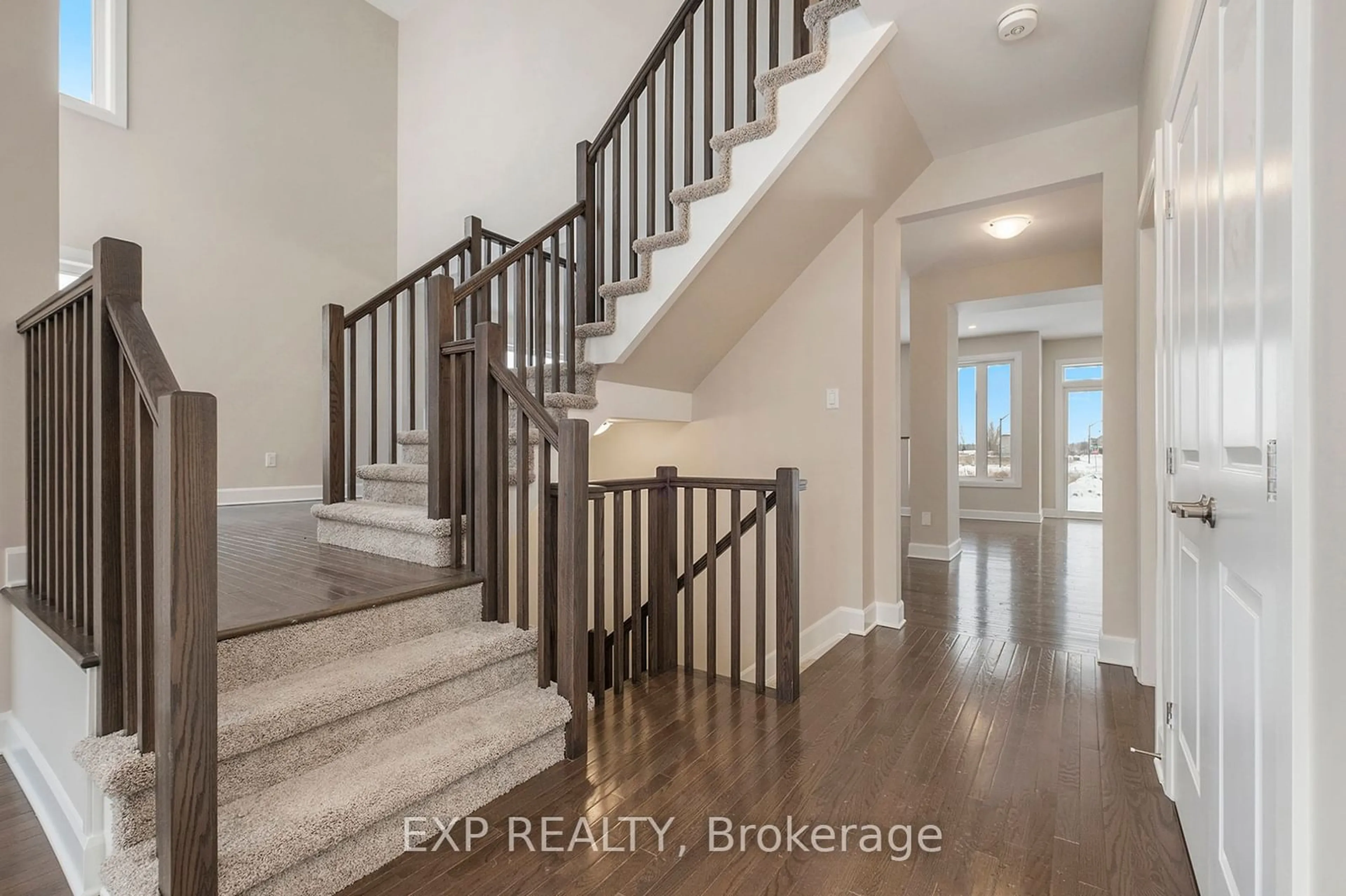 Indoor entryway for 94 Robertson Lane, Carleton Place Ontario K7C 0R5