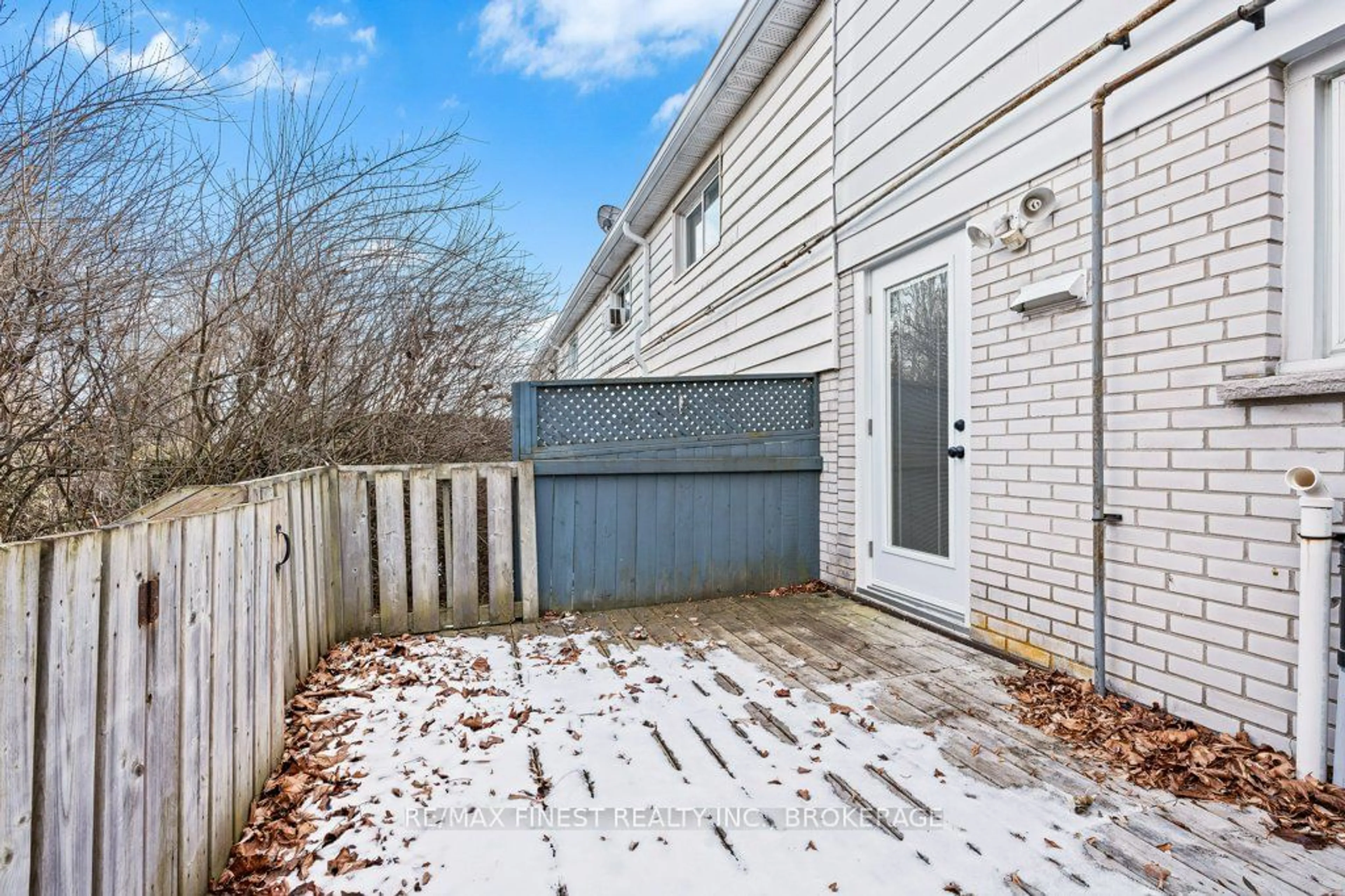 Patio, street for 4427 Bath Rd #24, Loyalist Ontario K7N 1A1