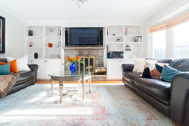 Additional property image - 12 LARKSPUR Cres