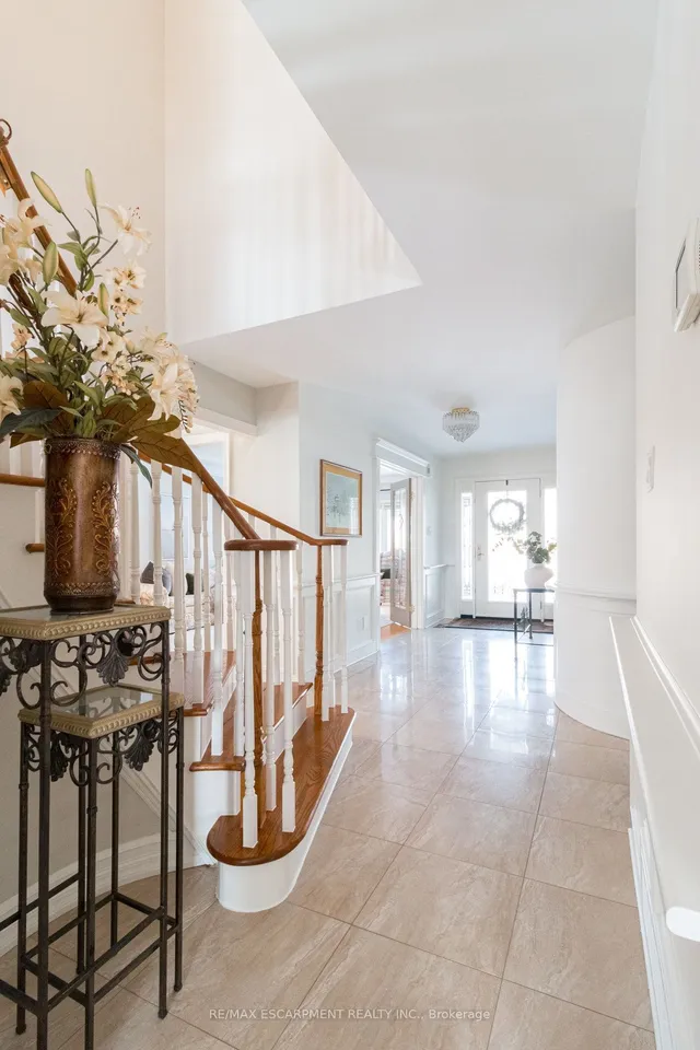 Additional property image - 12 LARKSPUR Cres