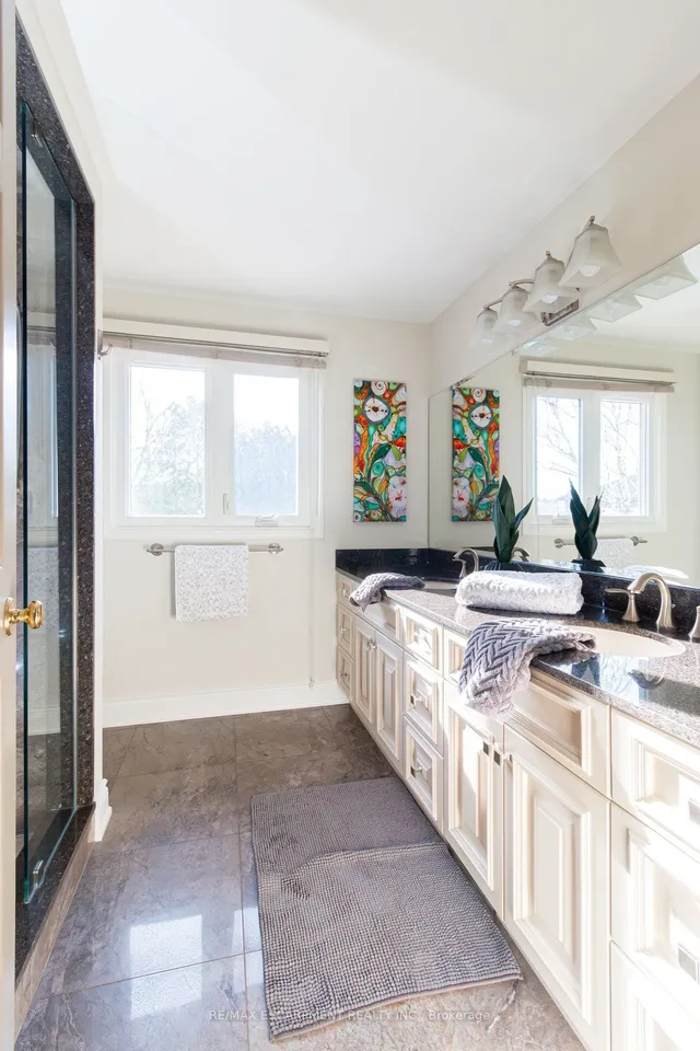 Additional property image - 12 LARKSPUR Cres