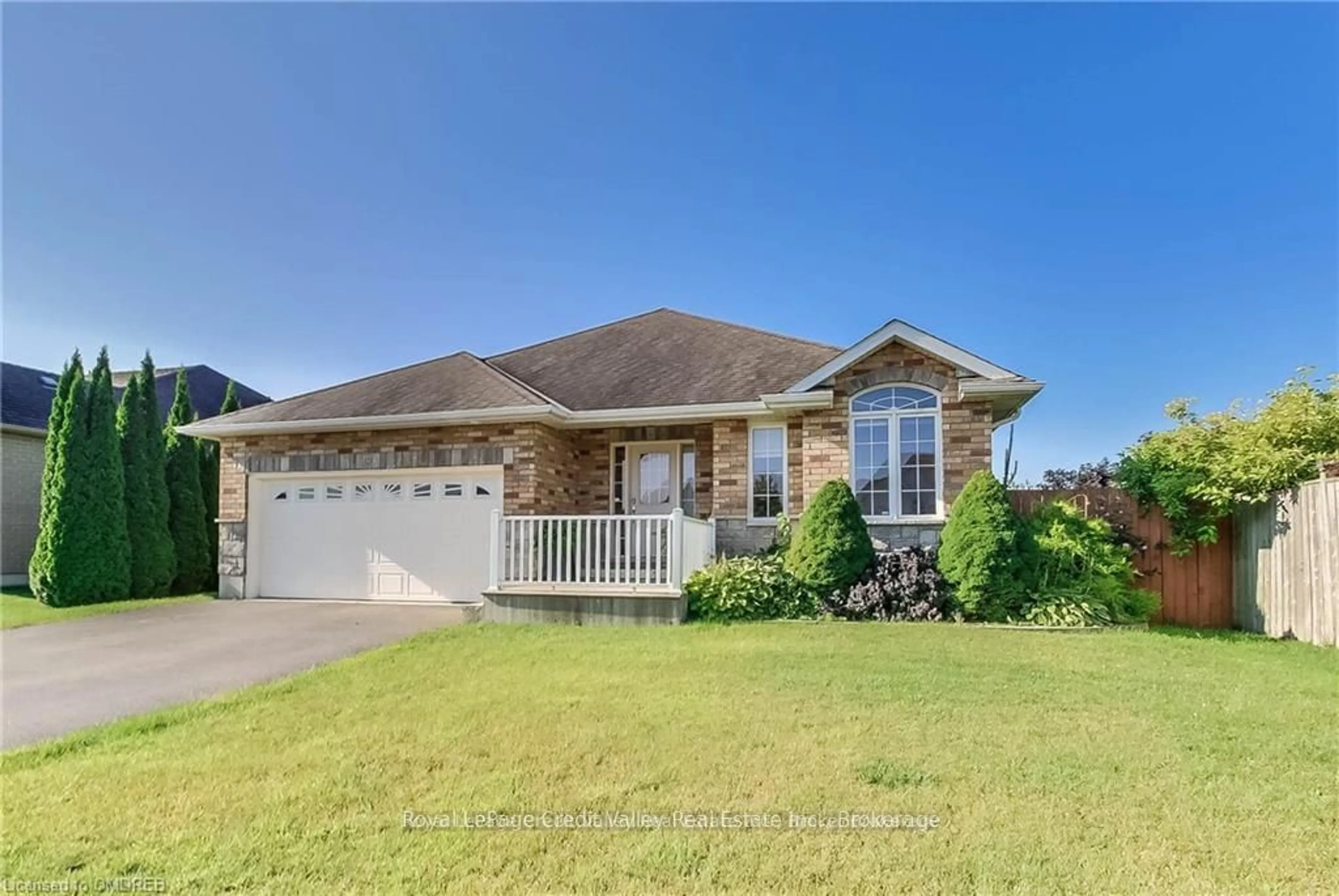 Home with brick exterior material, water/lake/river/ocean view for 123 Coulas Cres, Norfolk Ontario N0E 1Y0