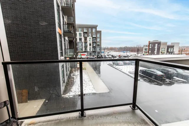 Additional property image - 470 Dundas St Unit 214