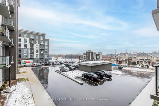 Additional property image - 470 Dundas St Unit 214