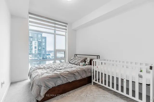 Additional property image - 470 Dundas St Unit 214