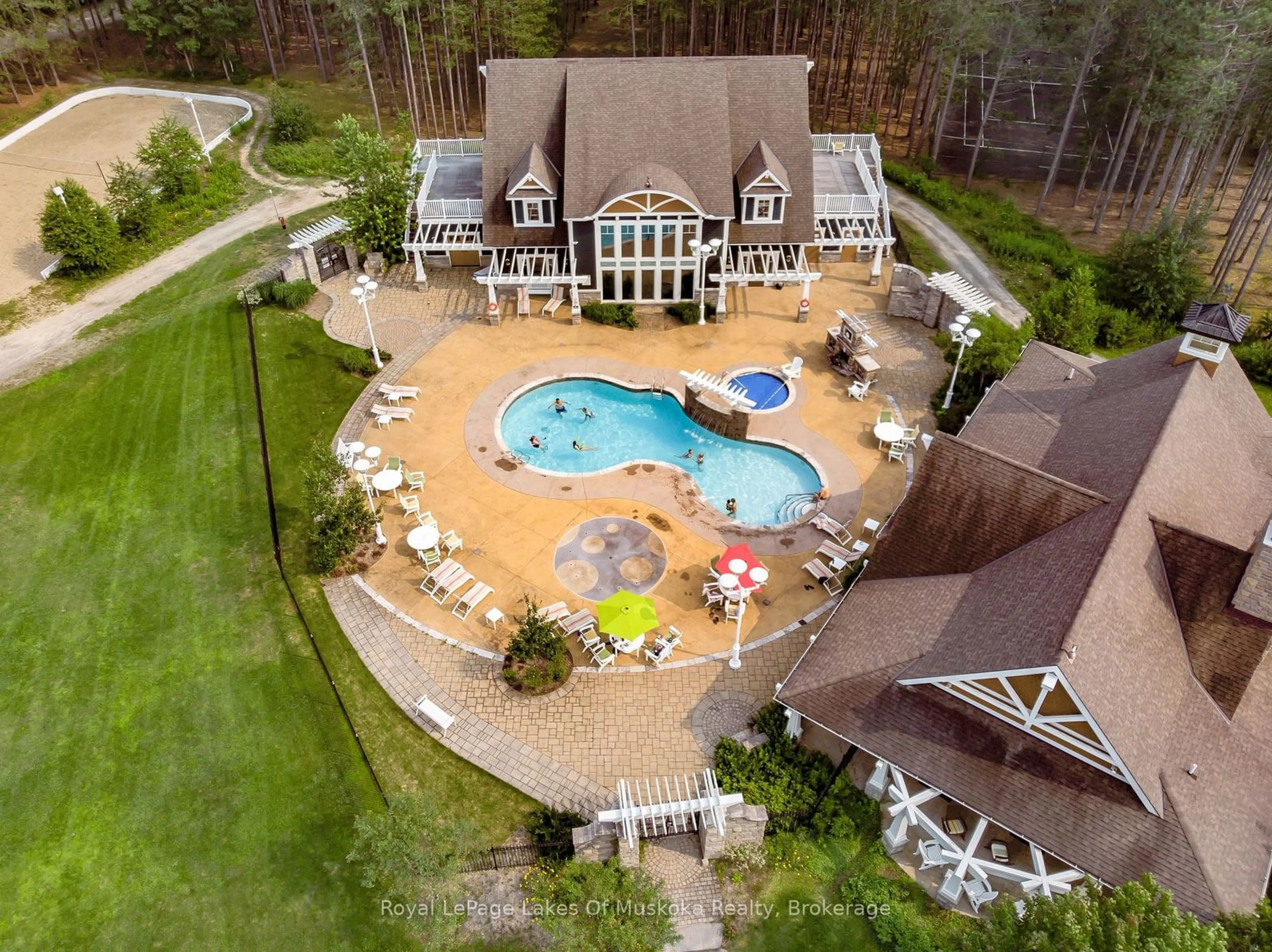 A pic from outside/outdoor area/front of a property/back of a property/a pic from drone, water/lake/river/ocean view for 1020 BIRCH GLEN Rd #V13, W8, Lake of Bays Ontario P0B 1A0