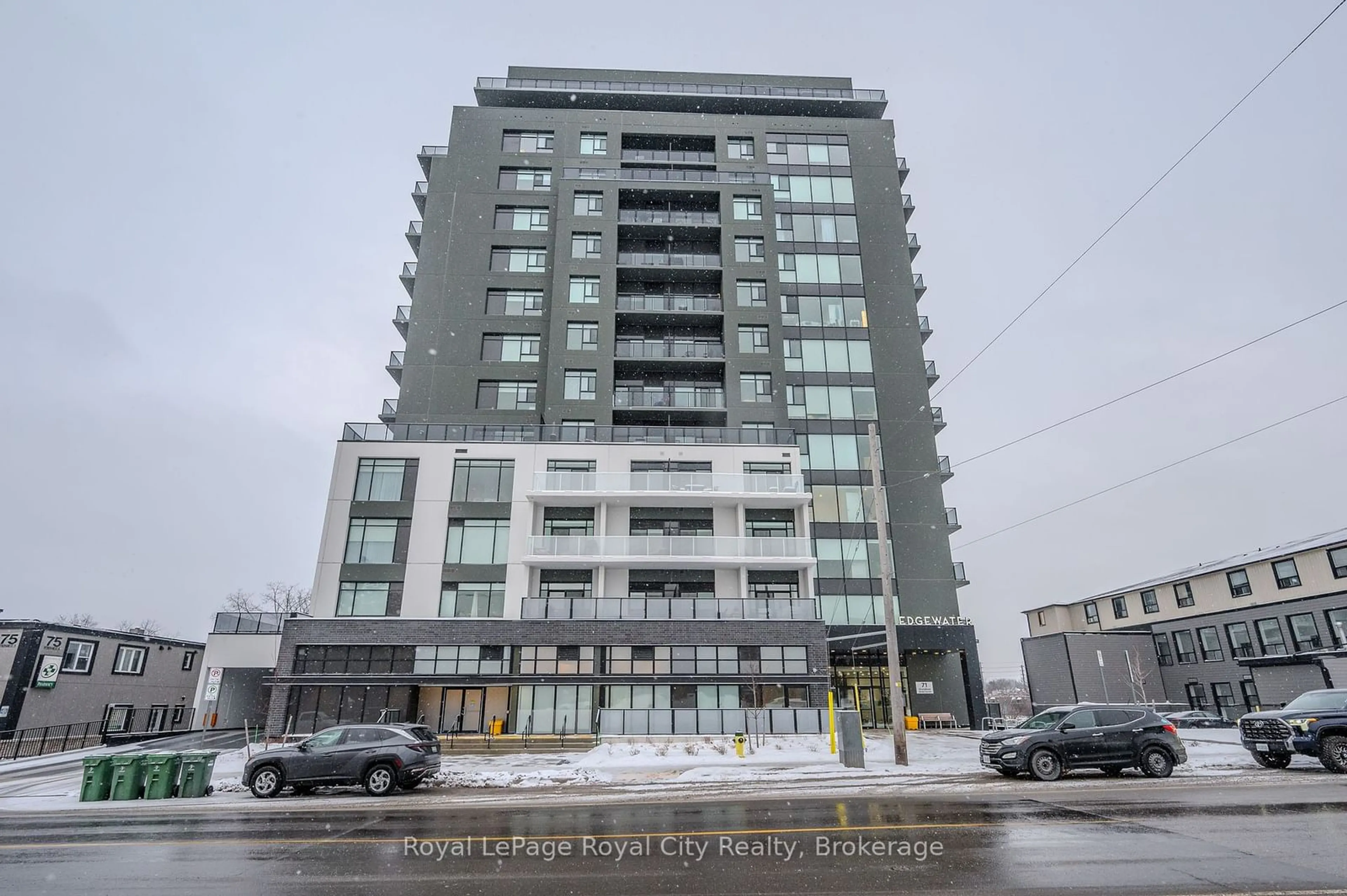 Indoor foyer for 71 Wyndham St #408, Guelph Ontario N1E 5R3