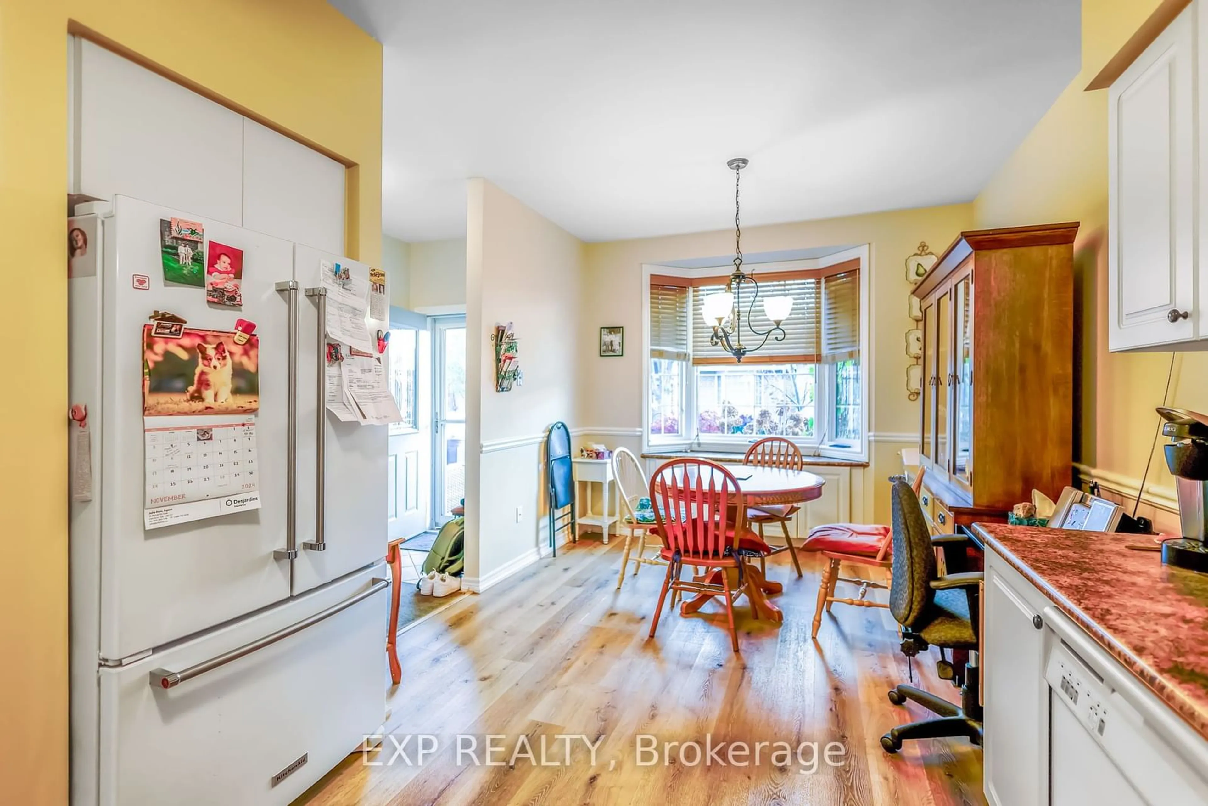 Open concept kitchen, unknown for 52 Postoaks Dr #17, Hamilton Ontario L0R 1W0