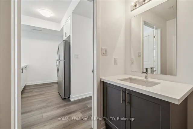 Additional property image - 470 Dundas St Unit 219