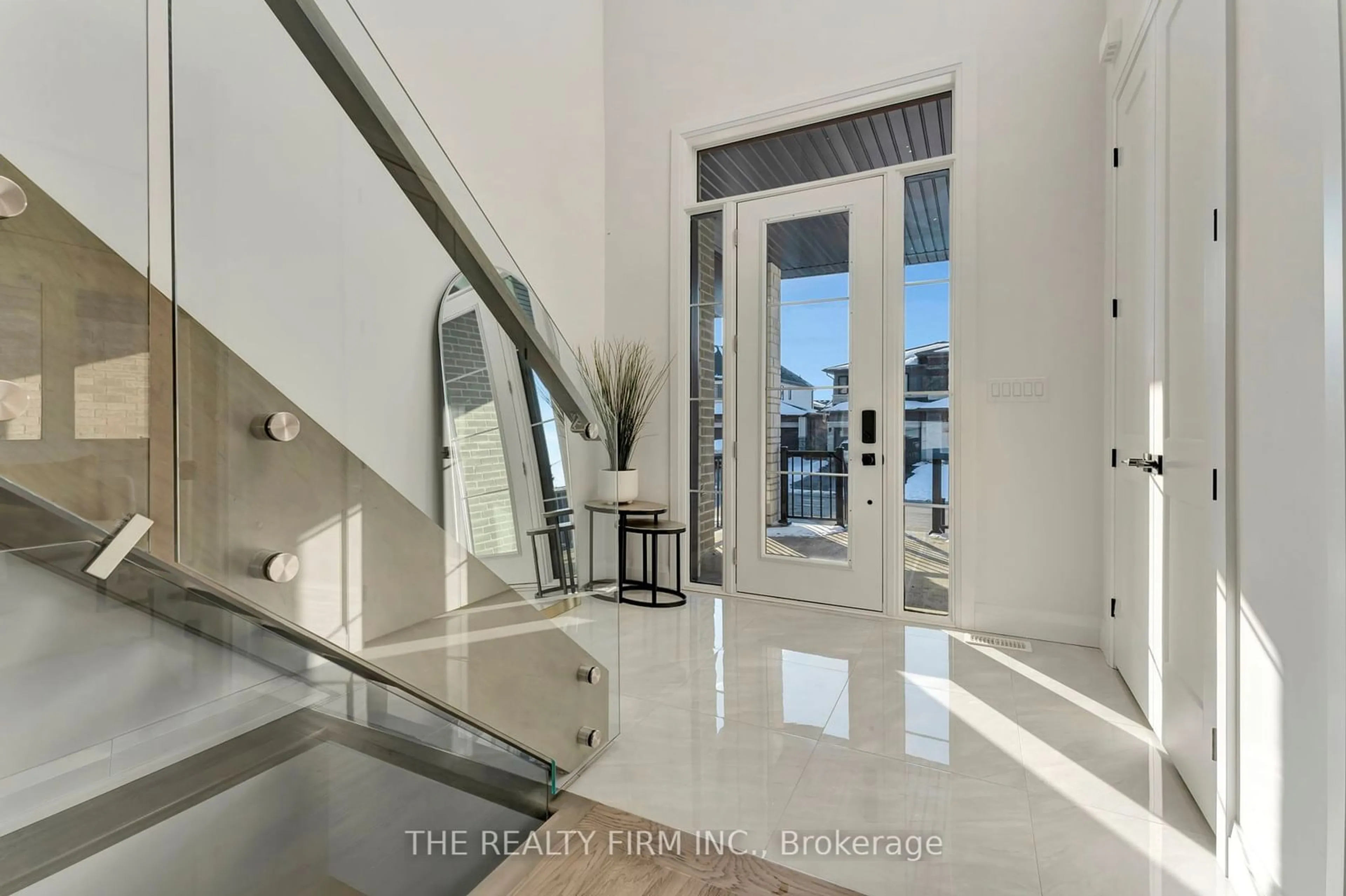 Indoor foyer for 111 Daugaard Ave, Brant Ontario N3L 0L6