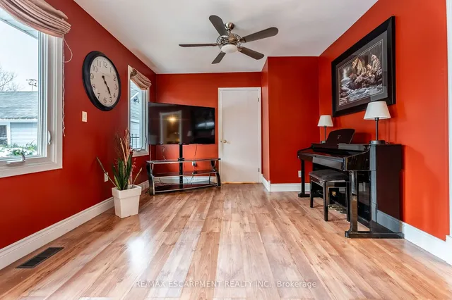 Additional property image - 1809 Brock Rd