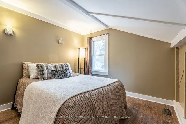 Additional property image - 1809 Brock Rd