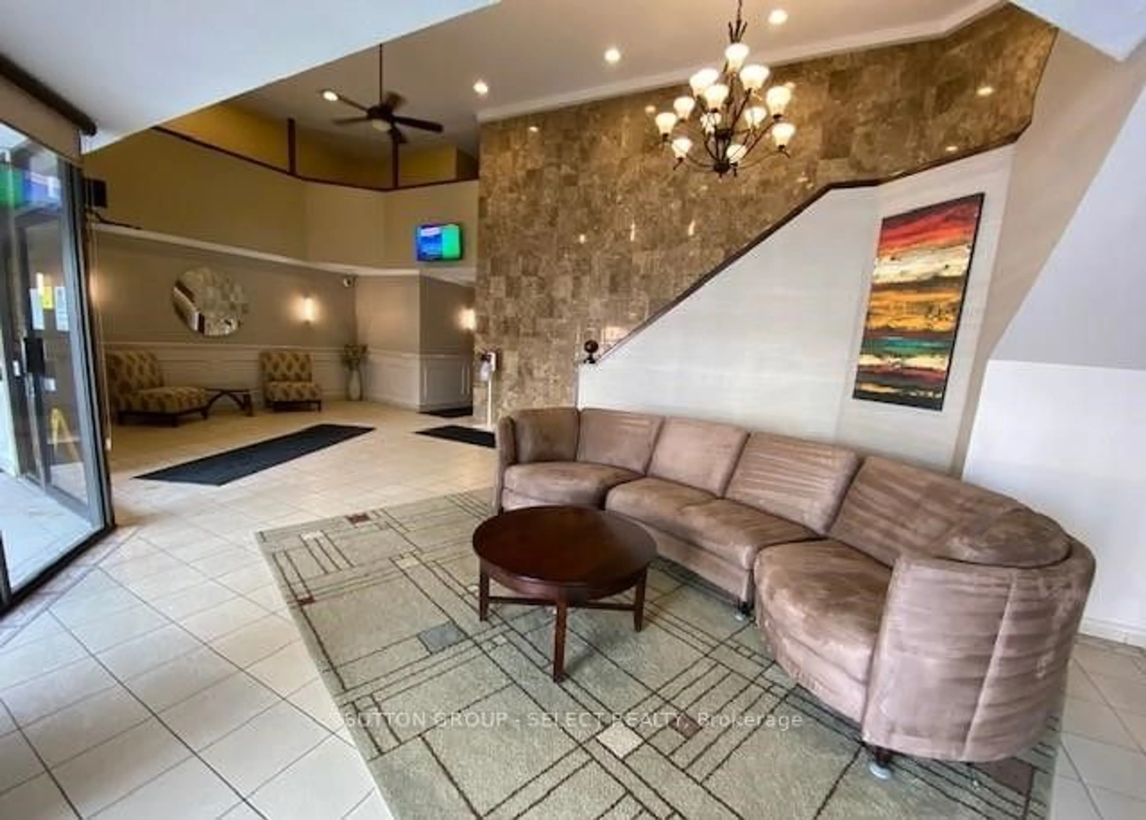 Lobby for 323 Colborne St #2305, London Ontario N6B 3N8