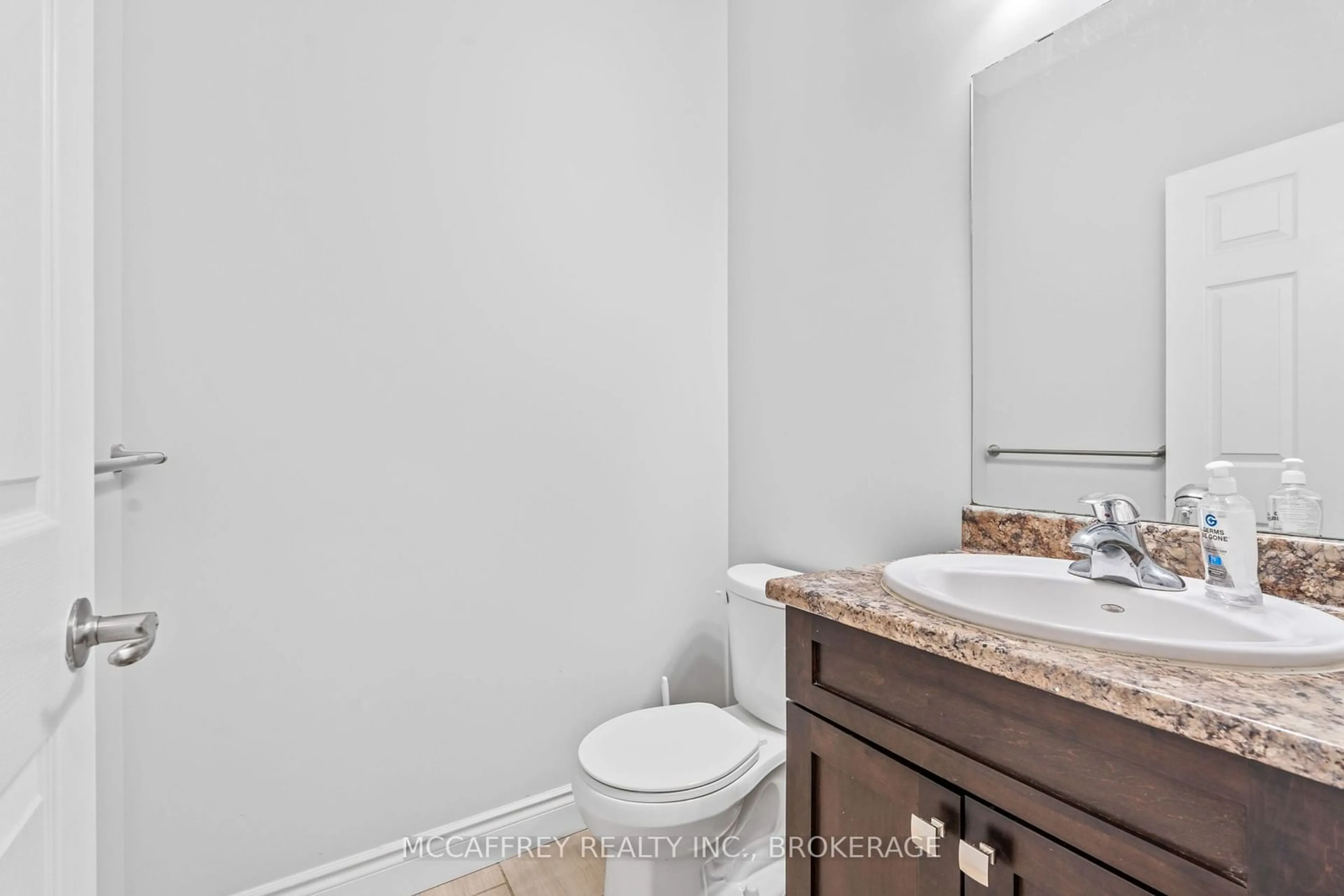 Standard bathroom, unknown for 56 Farmington Cres, Belleville Ontario K8N 0J9