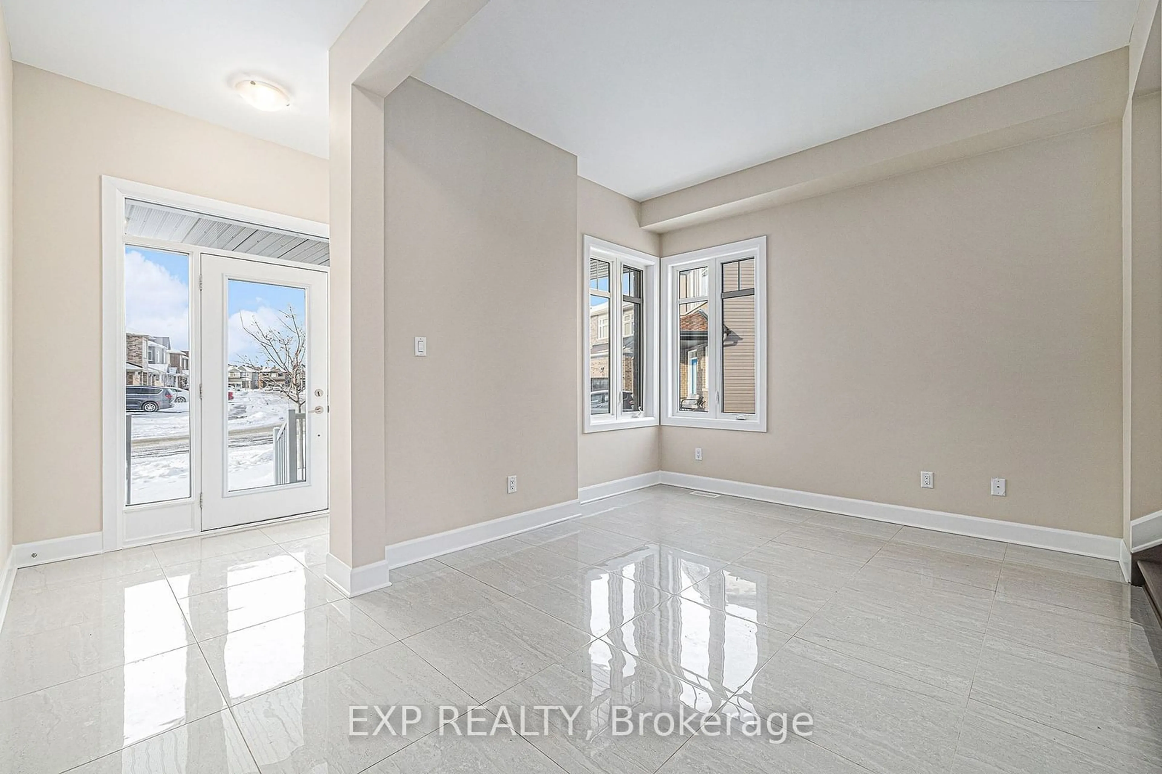 Indoor entryway for 42 Antonakos Dr, Carleton Place Ontario K7C 0L1