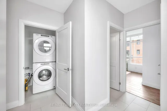 Additional property image - 399 Queen St Unit 211