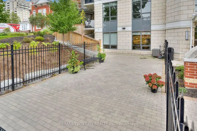 Additional property image - 399 Queen St Unit 211