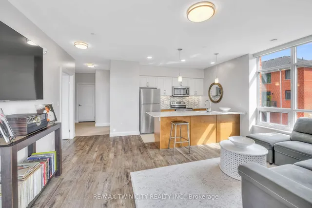 Additional property image - 399 Queen St Unit 211