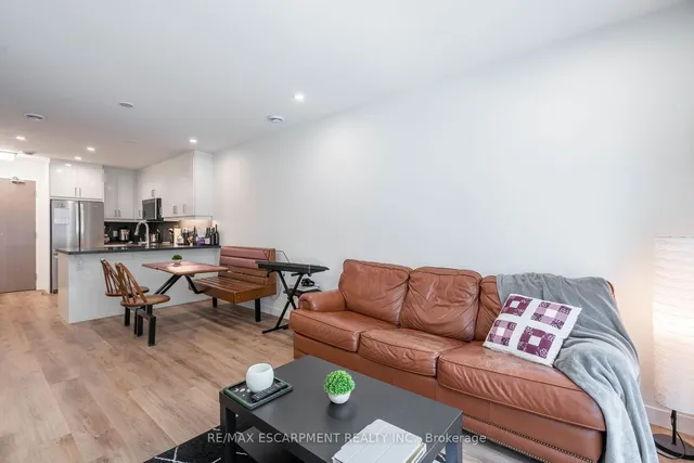 Additional property image - 479 Charlton Ave Unit 101