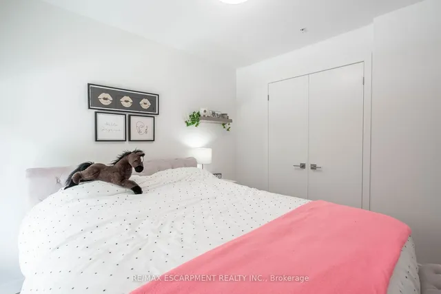Additional property image - 479 Charlton Ave Unit 101