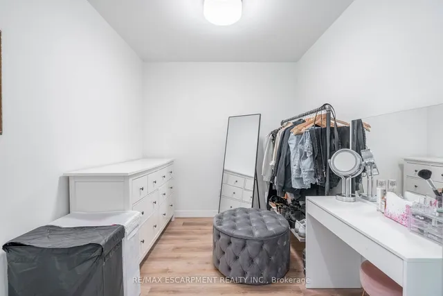 Additional property image - 479 Charlton Ave Unit 101