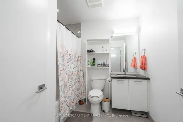 Additional property image - 479 Charlton Ave Unit 101