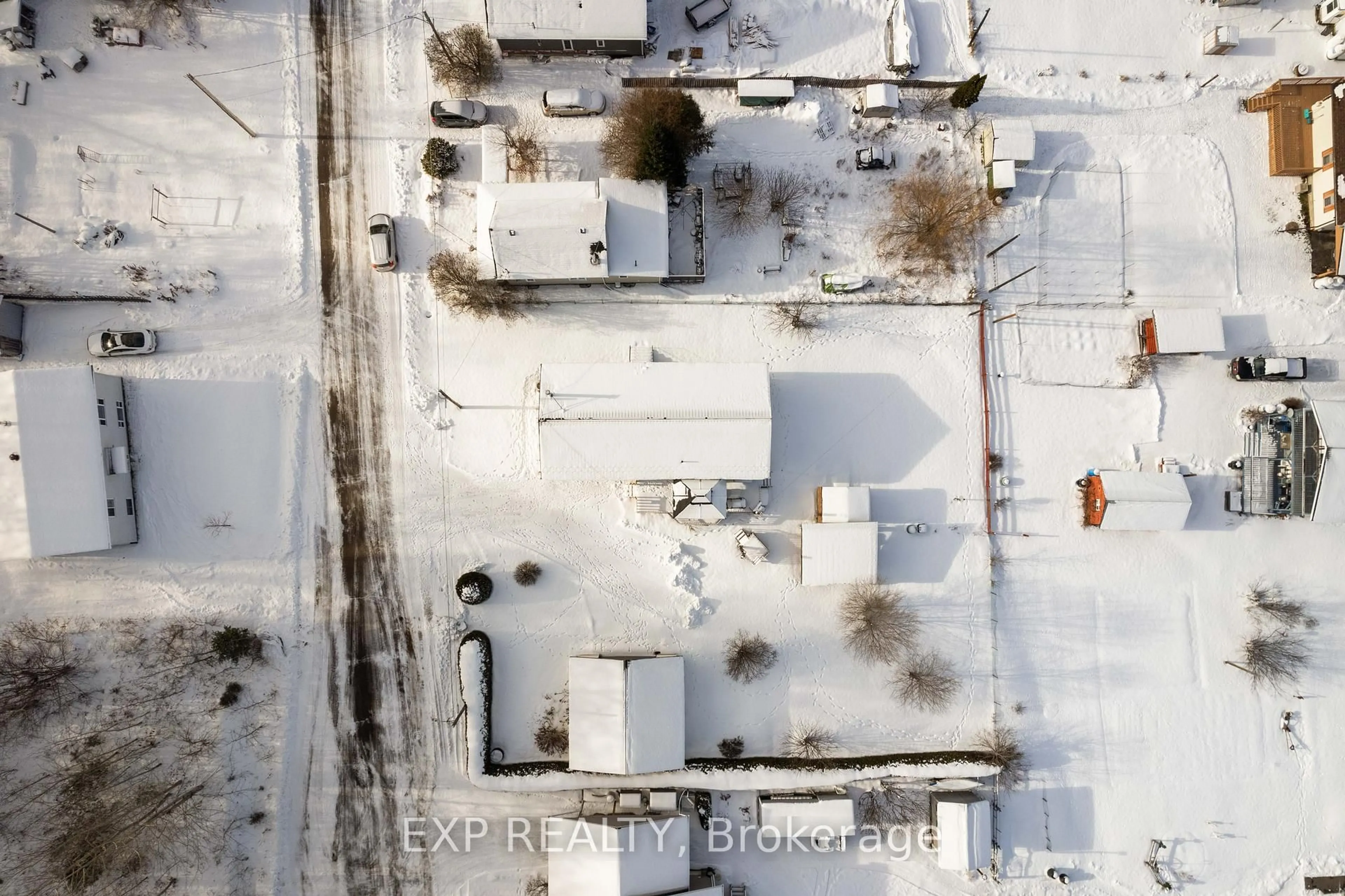 A pic from outside/outdoor area/front of a property/back of a property/a pic from drone, street for 123 Casey St, Barry's Bay Ontario K0J 1B0