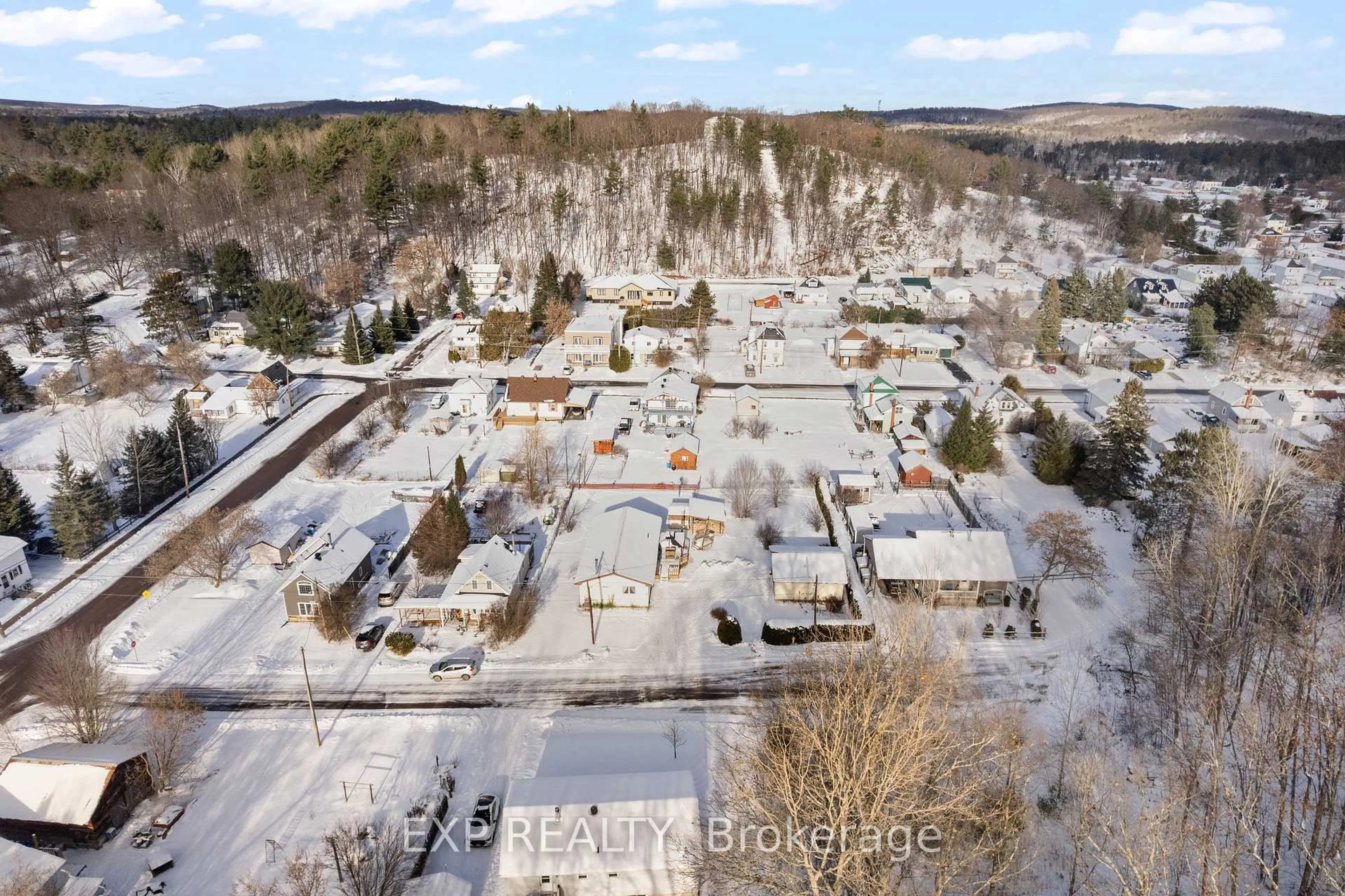 A pic from outside/outdoor area/front of a property/back of a property/a pic from drone, street for 123 Casey St, Barry's Bay Ontario K0J 1B0