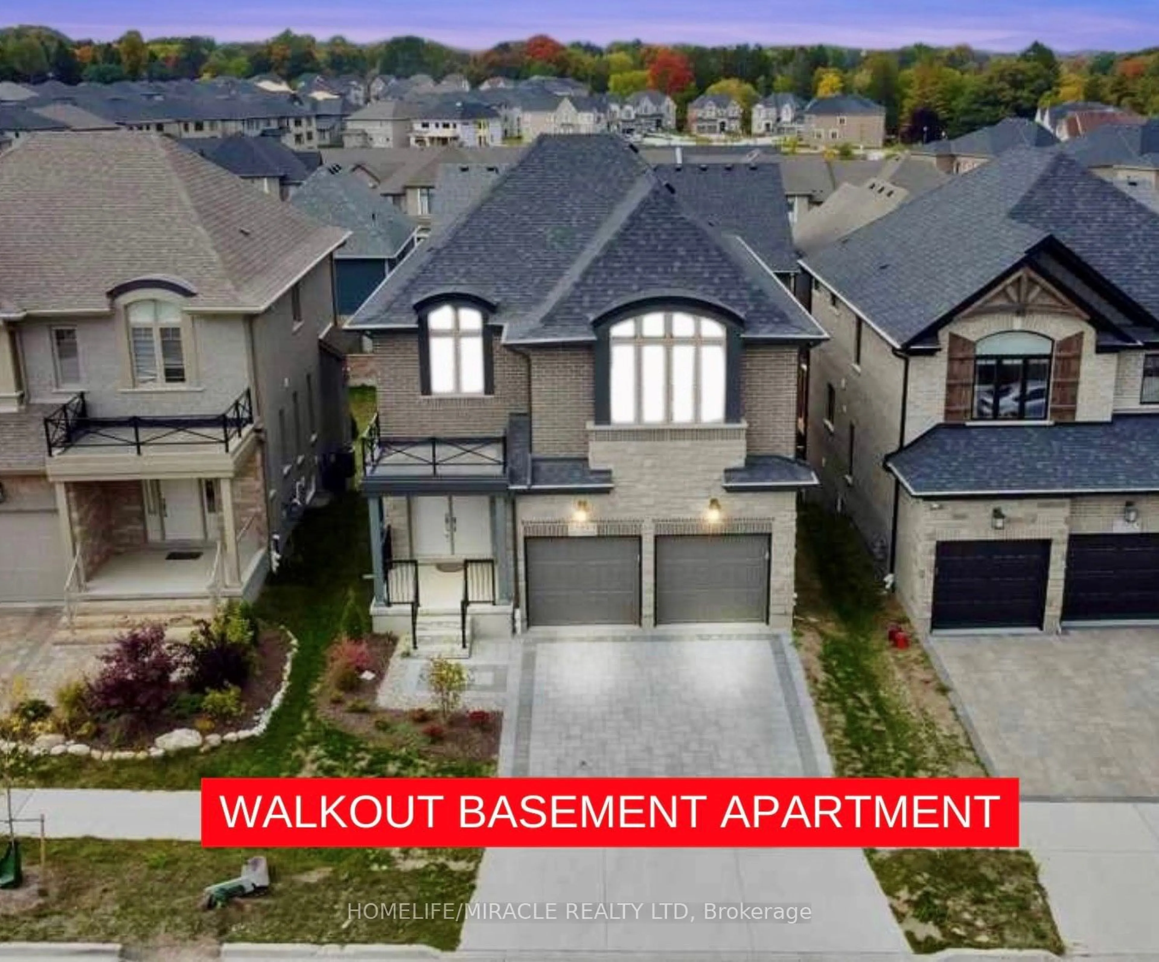 A pic from outside/outdoor area/front of a property/back of a property/a pic from drone, street for 199 Forest Creek Dr, Kitchener Ontario N2P 2R3