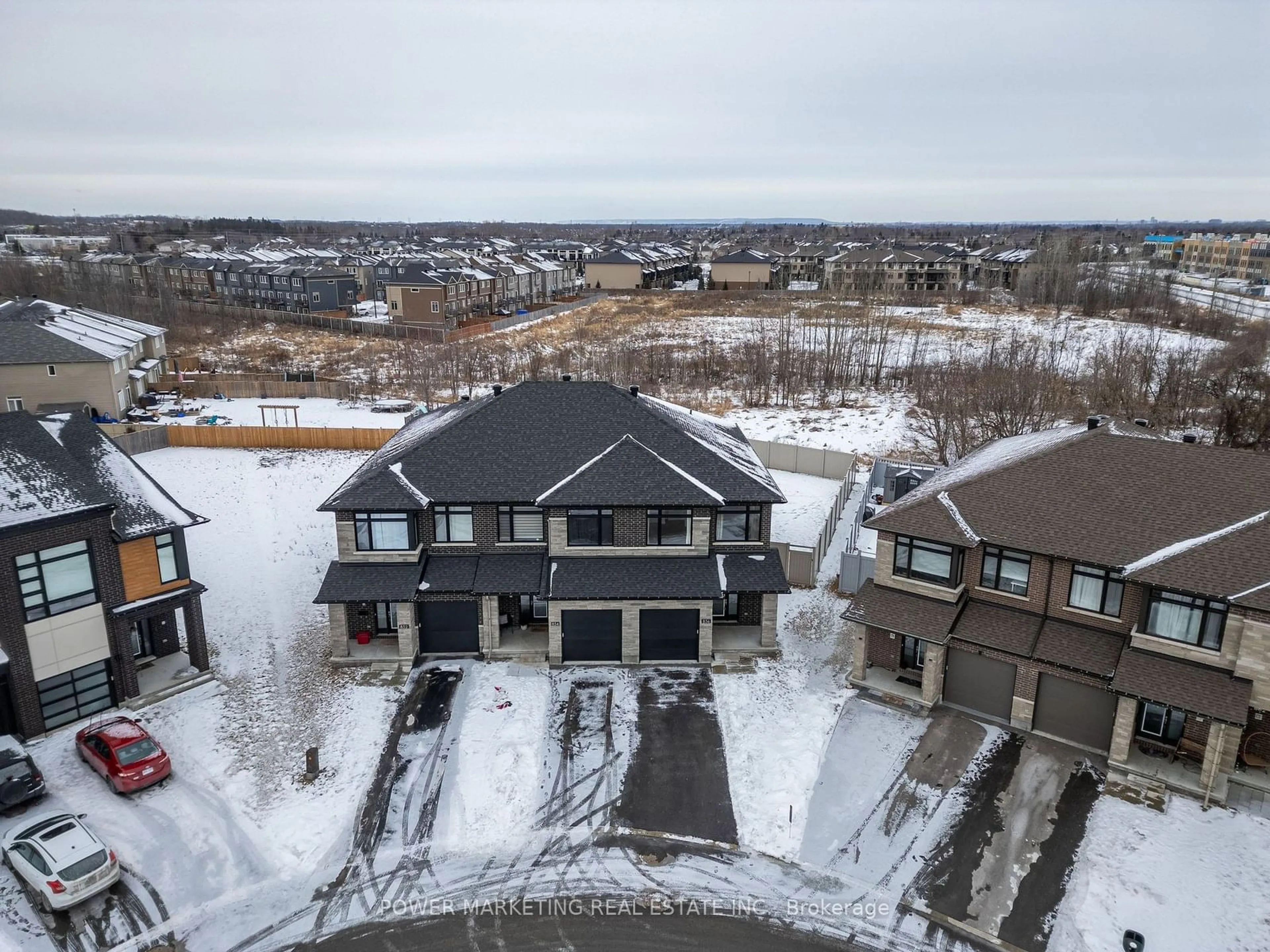 A pic from outside/outdoor area/front of a property/back of a property/a pic from drone, unknown for 856 Chipping Circ, Blossom Park - Airport and Area Ontario K4M 0E7