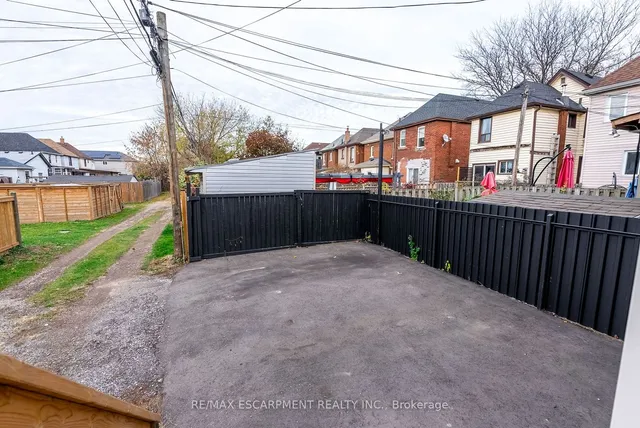 Additional property image - 71 Roxborough Ave