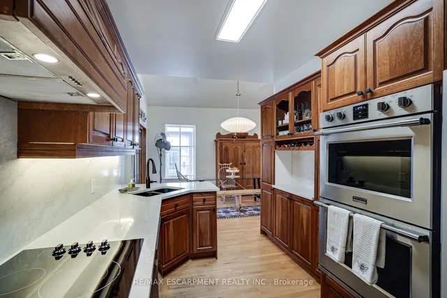 Additional property image - 183 HATT St