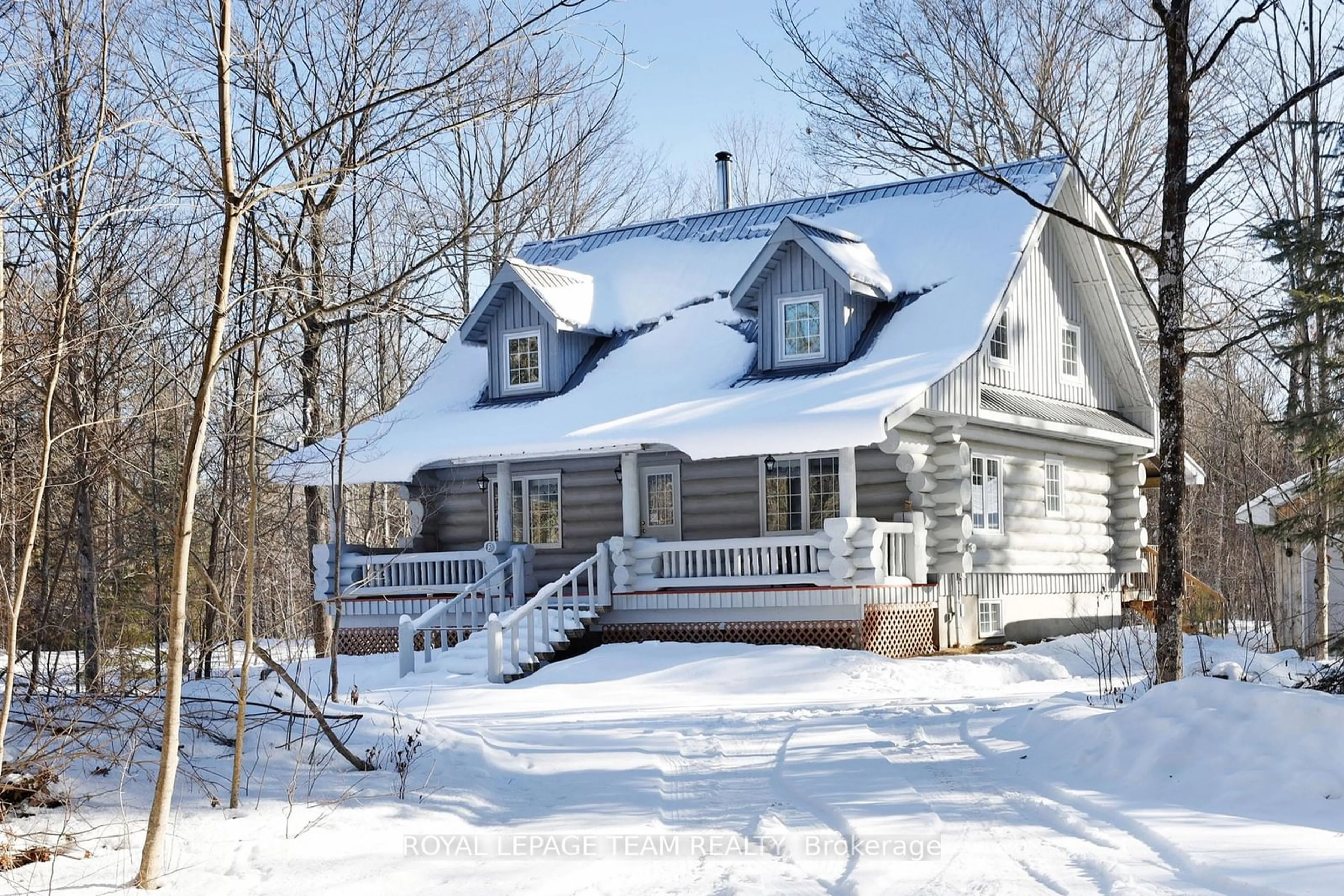 Home with vinyl exterior material, street for 4583 Tatlock Rd, Lanark Highlands Ontario K0A 1P0